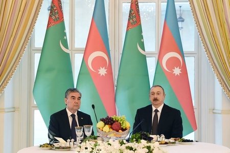 Türkmənistan Prezidentinin şərəfinə ziyafət verilib