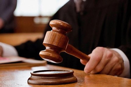 Azərbaycanda daha bir məhkəmə işlərini təxirə saldı