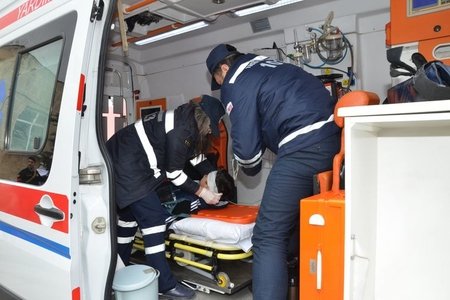 Bakıda azyaşlı öz qardaşının qulağını dişləyərək qoparıb