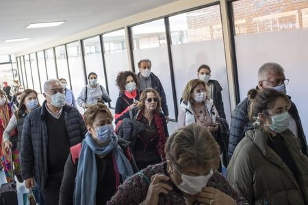 Finlandiyada koronavirusla bağlı son durum açıqlandı