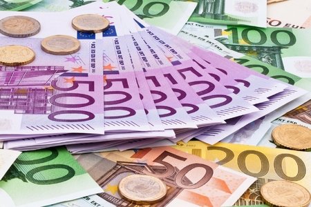 Avroqrup antiböhran paketini razılaşdırdı