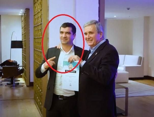 Saxta arayış satan dünya çempionunun məşqçisi: “Onun jurnalistika ilə əlaqəsi yoxdur” – FOTO