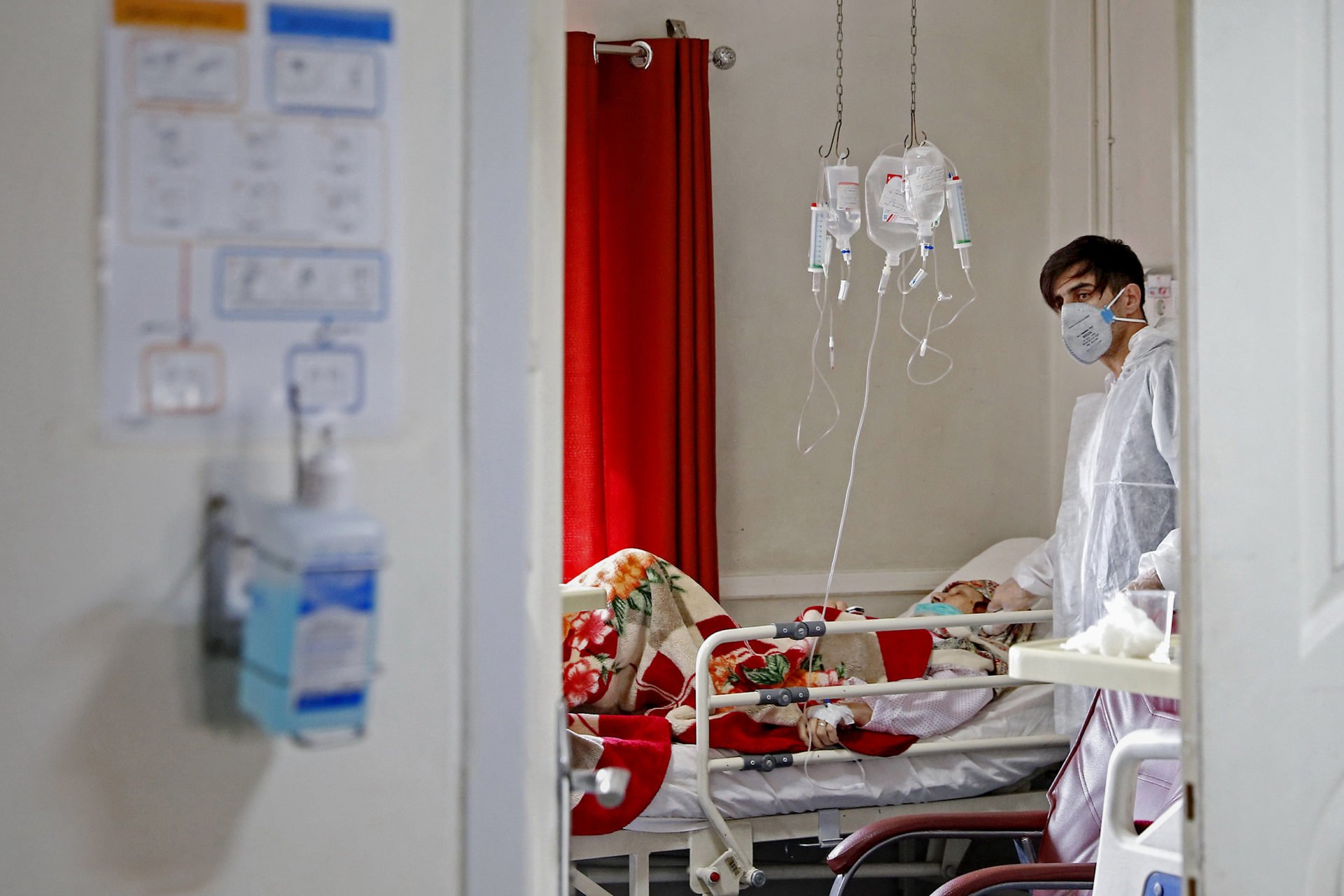 Koronavirus xəstələrinin müalicəsi neçəyə başa gəlir?-RƏQƏMLƏR AÇIQLANDI