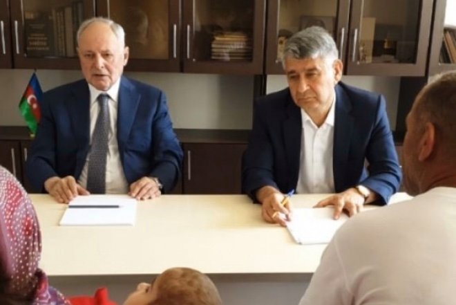 Səhiyyə Nazirliyinin “boz kordinal”ının başı dərddə – Pandemiya Gülmirzə Poladovu “vuracaq”
