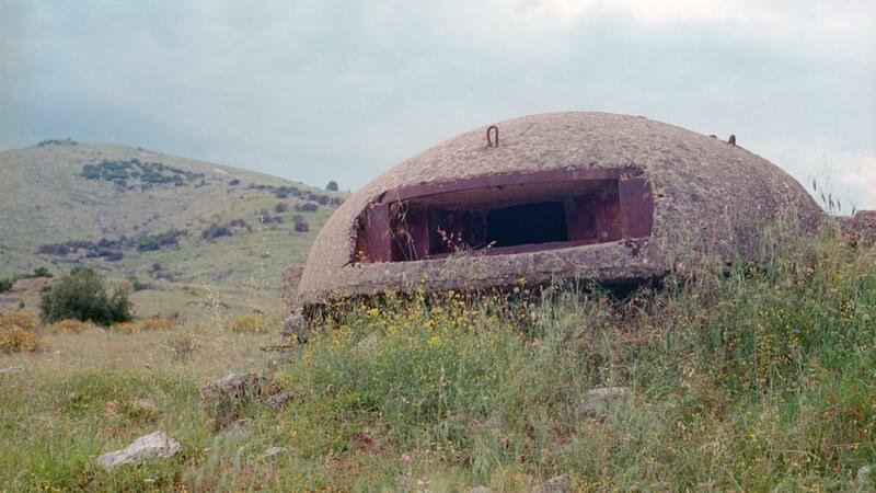 Milyarder koronavirusdan qorunmaq üçün bunkerlərə sığındı