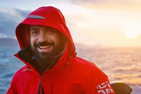 Heç bir ölkənin qəbul etmədiyi gəmidə qalan azərbaycanlı danışdı: "Tək təsəlli..." - VİDEO