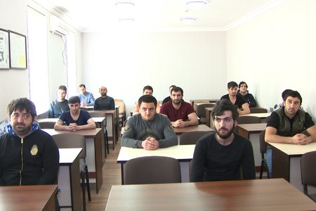 Karantini pozaraq həbs edilən sürücülərlə görüş keçirildi ( FOTO VİDEO)