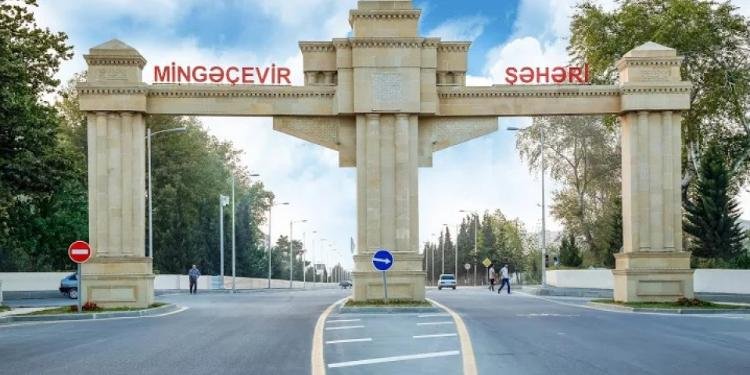 Mingəçevir sakini prezidentə müraciət etdi: BAŞÇI BİZƏ ZÜLM EDİR, BİZİM YARDIMLAR “YEYİLİR”