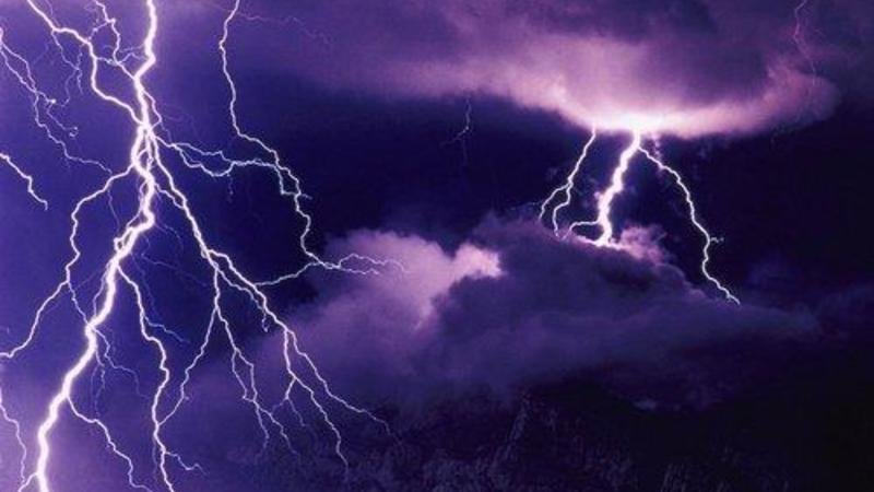 İldırım faciəyə səbəb oldu: 20 ölü, onlarla yaralı var