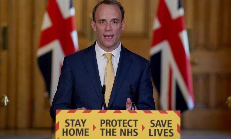 Britaniyada bərbərxana və restoranlar iyula qədər açılmayacaq