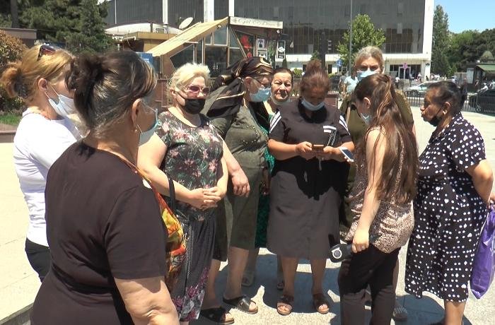 "Restorandan 3 aydır pulumuzu ala bilmirik" - Şikayət - VİDEO