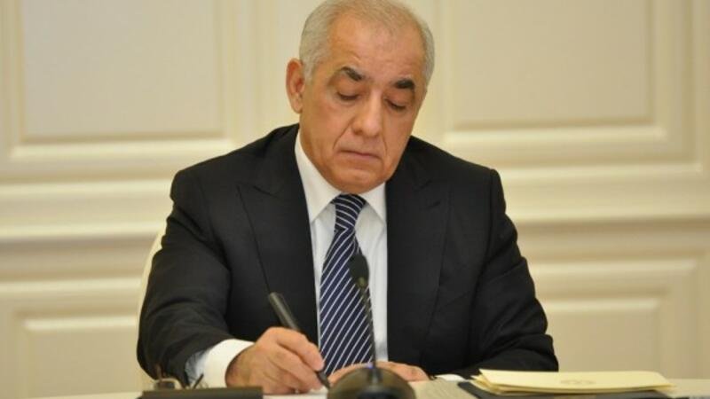 Əli Əsədov təhsillə bağlı QƏRAR İMZALADI