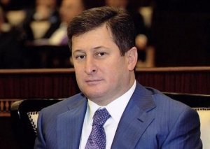Falçının 1 milyon aldığı xanım Kərəm Həsənovun bacısı imiş