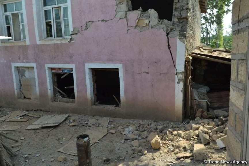 MN: Ağdamın kəndləri atəşə tutulub, ölən və yaralananlar var