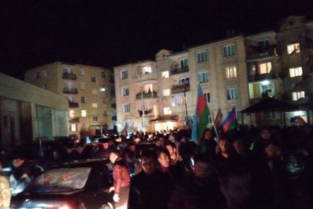 Quba sakinləri qələbə sevincini yaşayırlar FOTO