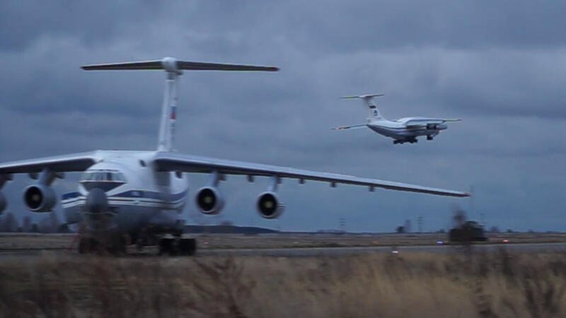 Rusiya son sutkada Ermənistana 20 təyyarə göndərdi