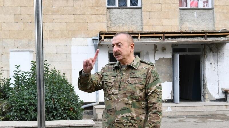 Heç bir status haqqında söhbət gedə bilməz, vahid Azərbaycan dövləti var - PREZİDENT