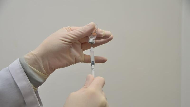 Rusiyadan ŞAD XƏBƏR: ikinci vaksin 100 % effekt göstərdi