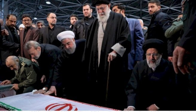 İranda taxt-tac döyüşləri başlayıb