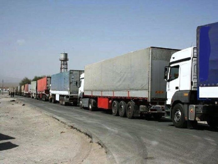Sərhəddə nə baş verir? - Astarada İran TIR-larının növbəsi 10 kilometrə ÇATIR