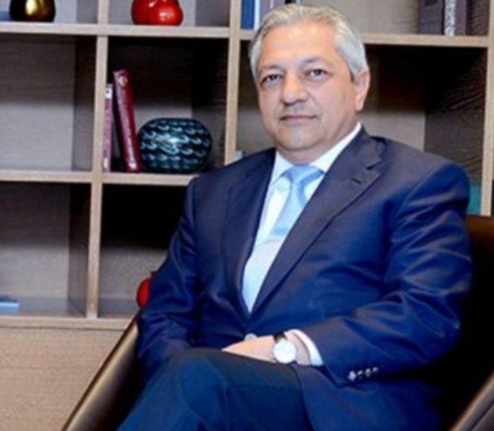 Millət vəkilinin 35 milyon puluna həbs qoyulur - Böyük Britaniyada böyük pul əməliyya