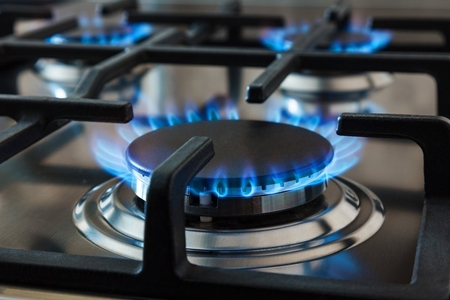 Qazaxıstanda qazın qiymətini əsassız qaldıran 6 şirkətə cinayət işi açılıb