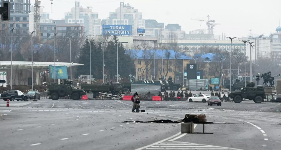 Almatı hava limanı qeyri-müəyyən müddətə BAĞLANDI