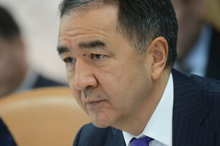 Almatı merinin vəzifələrini icra edənin avtomobili atəşə tutulub, ölən və yaralılar var