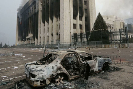 Almatıdakı hadisələr zamanı etirazçılar 1347 ədəd silah ələ keçiriblər-Yerli polis