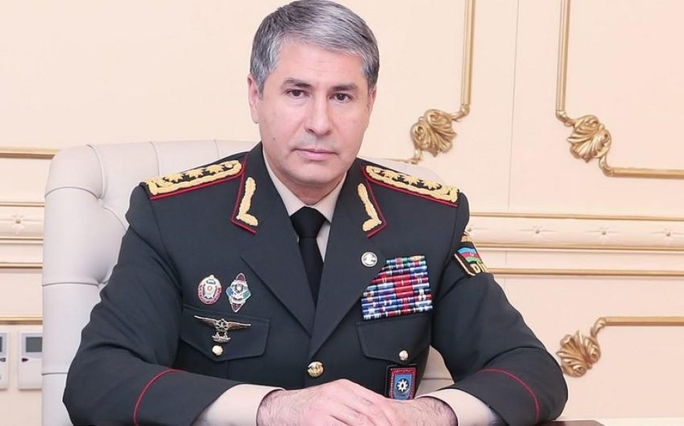 Nazir polkovnik-leytenantı sərəncama GÖNDƏRDİ