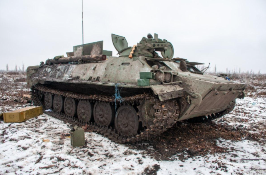 Ukraynada ölən hərbçilərin cəsədlərini görün nə edəcəklər - FOTO