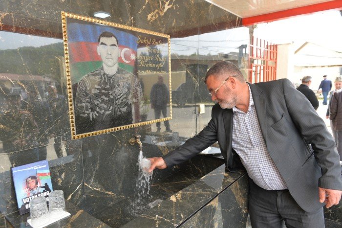 Taleh Qaraşov şəhid bulağının açılışında iştirak etdi - FOTOLAR