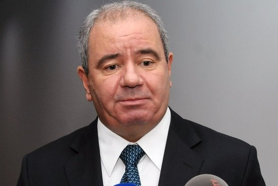 Sabiq nazir haqqındakı korrupsiya iddialarından danışdı - VİDEO