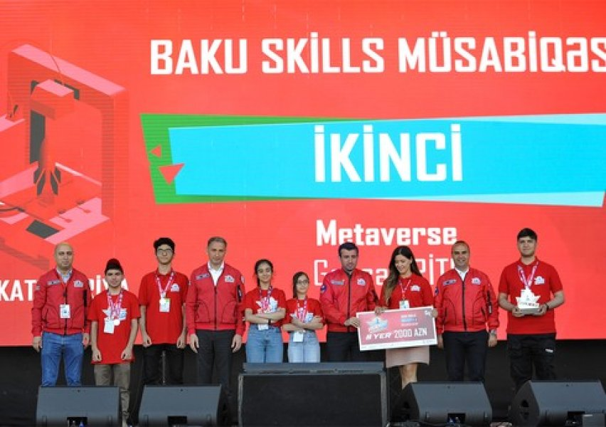 Emin Əmrullayev "TEKNOFEST Azərbaycan” müsabiqəsinin qaliblərini mükafatlandırdı