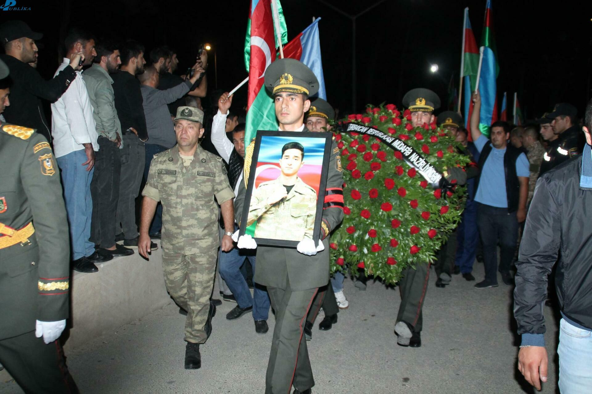 Amin Qəfərli Fəxri Xiyabanda dəfn edildi - FOTO
