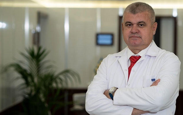 Bakıda sürücüsü tanınmış həkimi SOYDU