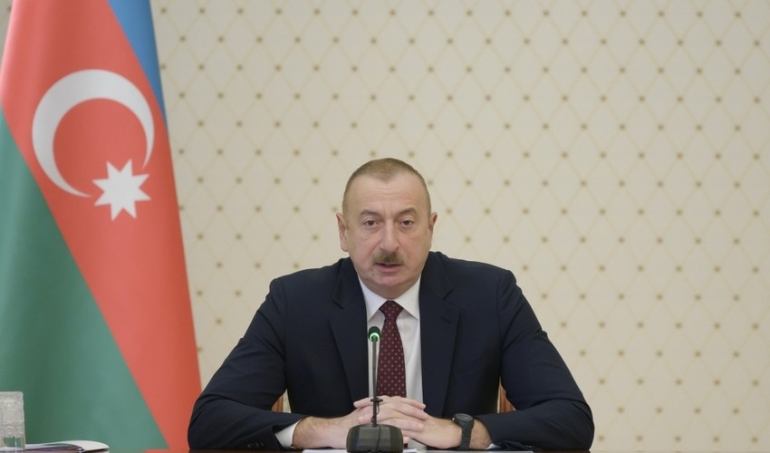 İlham Əliyev iranlı həmkarını Ermənistanın son təxribatları barədə məlumatlandırıb