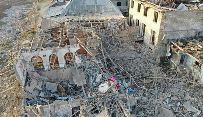 Ermənilərin dağıtmaq istədiyi mühüm obyektlərin adları - SİYAHI