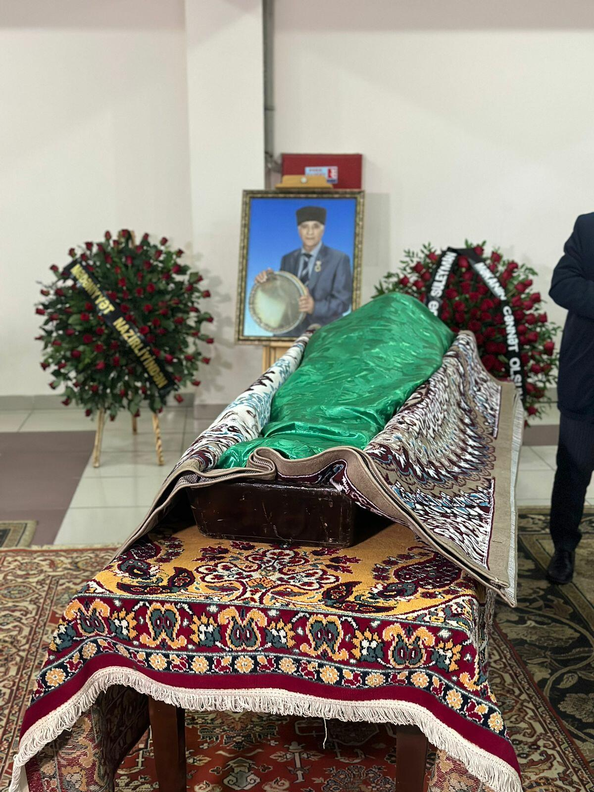 Dədə Süleyman dəfn olundu - FOTO/YENİLƏNDİ