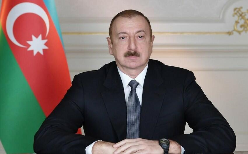 İlham Əliyev İtaliyanın müdafiə nazirini qəbul etdi