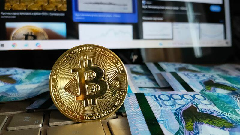 Bitcoin ilin əvvəlindən 28% BAHALAŞDI