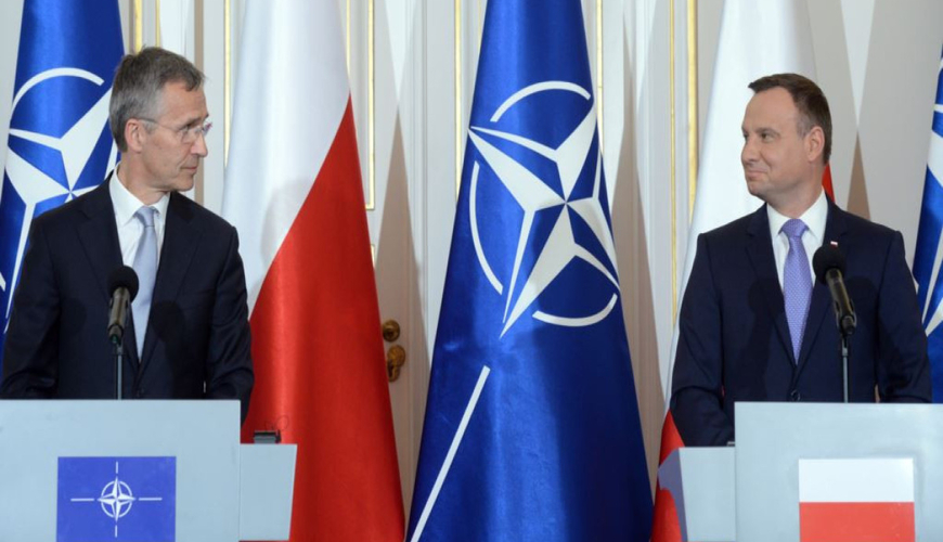 Duda: Polşa NATO-nun Şərq cinahında silah anbarları təşkil etməyə çalışır