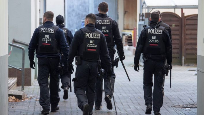 Son dəqiqə: Almaniya Azərbaycanla sərhədə 15 polis göndərir-patrul xidməti