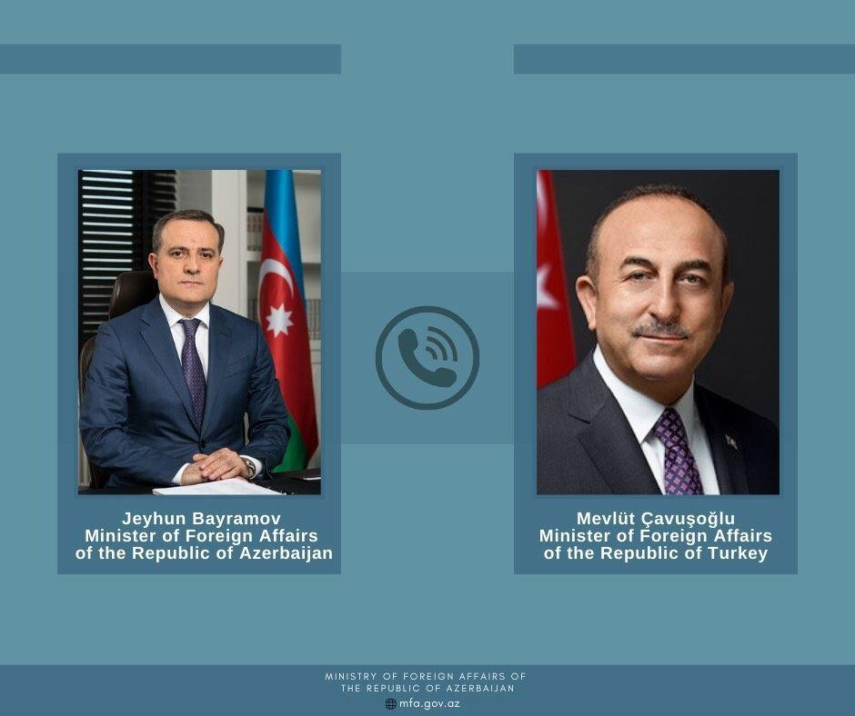 Ceyhun Bayramov Çavuşoğluya zəng etdi
