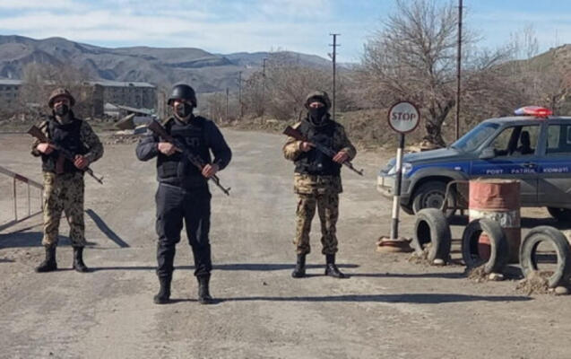 Başqasının vəsiqəsi ilə Qarabağa keçmək istədi - FOTO