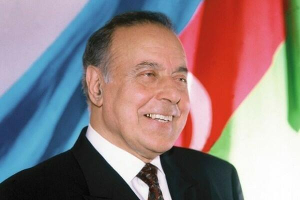 Heydər Əliyevin 100 illiyi ilə əlaqədar yubiley medalı təsdiqləndi