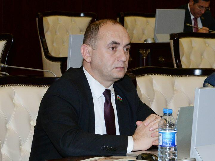 "Təlimatı eyni yerlərdən alırlar - guya Azərbaycanda dindarların kütləvi həbsi..."