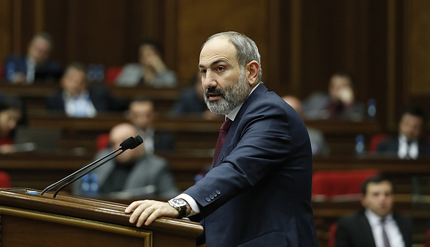 Paşinyanın sülhlə bağlı ikibaşlı açıqlamaları, Azərbaycandan şillə kimi cavablar