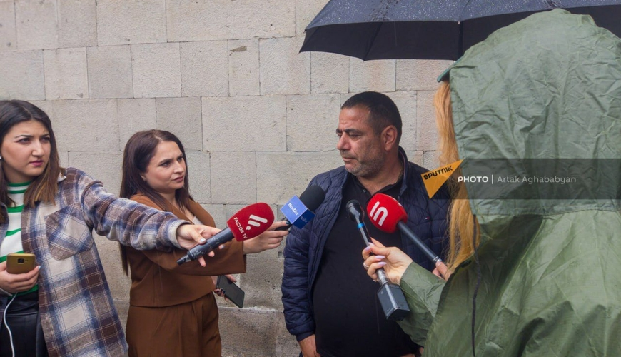 Paşinyanın köməkçisi etirazçıları qəbul edəcək