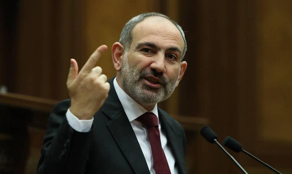 Paşinyanla Qarabağ ermənisi arasında ÇAXNAŞMA: "Sənin dediyin ağıllılar..." - VİDEO